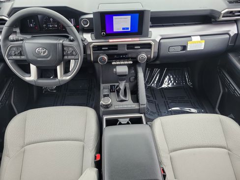 New 2026 Toyota 4Runner SR5 AWD/4WD image 13