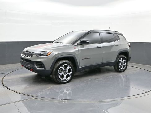 Used 2022 Jeep Compass Trailhawk w/ Trailhawk Elite Group image 31