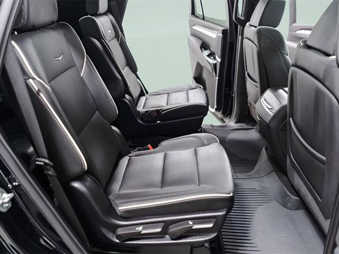 Used 2025 Cadillac Escalade Sport w/ Touring Package image 34