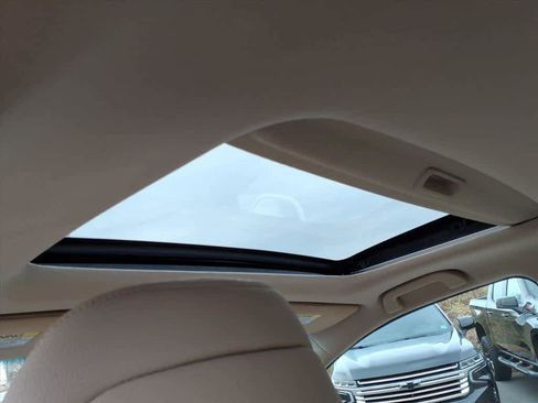 Used 2015 Honda Accord Touring image 22