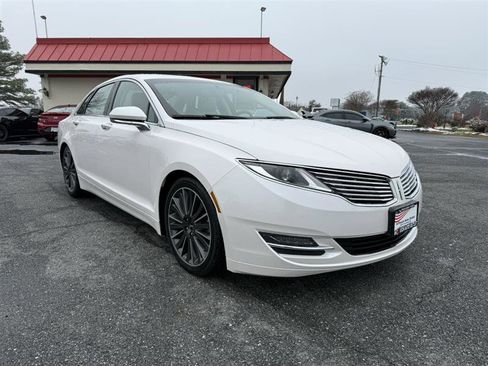 Used 2016 Lincoln MKZ AWD w/ Equipment Group 300A Reserve image 3