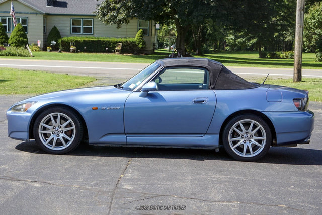 Used 2004 Honda S2000 image 14