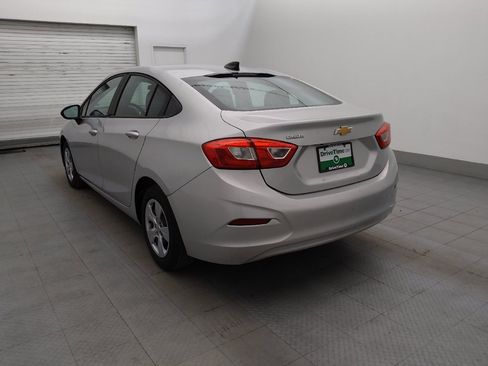 Used 2017 Chevrolet Cruze LS FWD image 5