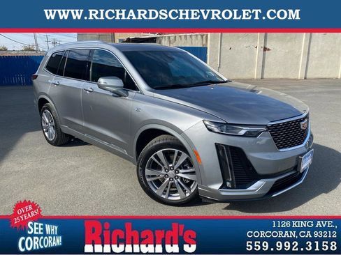 Used 2025 Cadillac XT6 Premium Luxury image 1