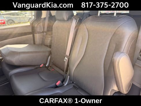 Certified 2026 Kia Carnival FWD image 25