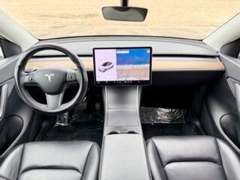 Used 2021 Tesla Model Y 2WD image 10