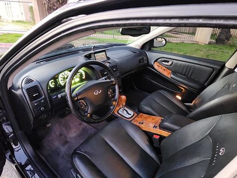 Used 2004 INFINITI I35 w/ Navigation Pkg image 27