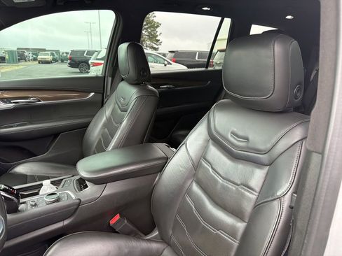 Used 2020 Cadillac XT6 Sport w/ Platinum Package AWD/4WD image 13