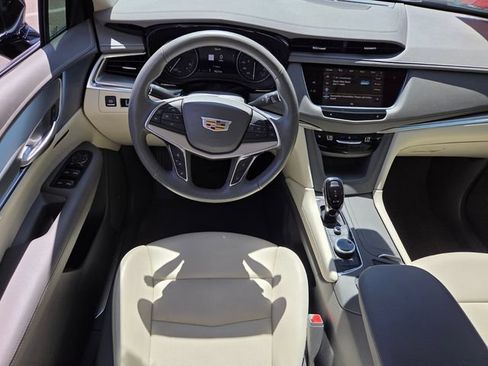 Certified 2024 Cadillac XT5 Premium Luxury w/ Technology Package FWD image 12