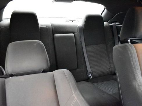 Used 2018 Dodge Challenger R/T RWD image 15