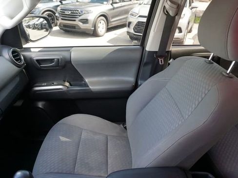 Used 2021 Toyota Tacoma SR5 RWD image 27