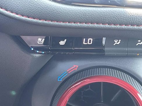 Used 2024 Chevrolet Blazer RS w/ Driver Confidence II Package FWD image 23