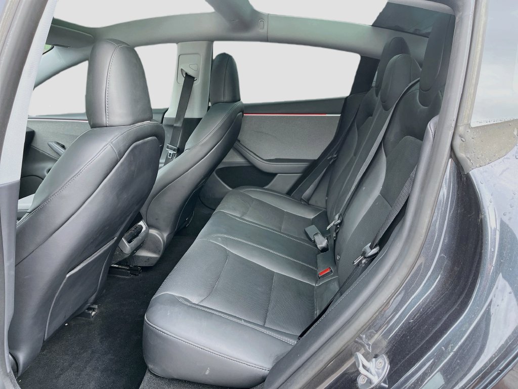 Used 2025 Tesla Model 3 Long Range RWD image 24