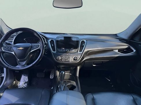 Used 2016 Chevrolet Malibu LT w/ Leather Package FWD image 24