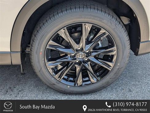 New 2025 MAZDA CX-5 Carbon Edition image 5