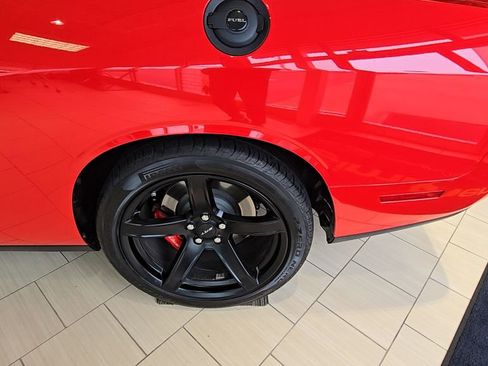 Used 2022 Dodge Challenger SRT Hellcat image 11
