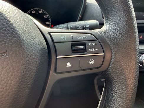 Used 2025 Honda CR-V EX image 14