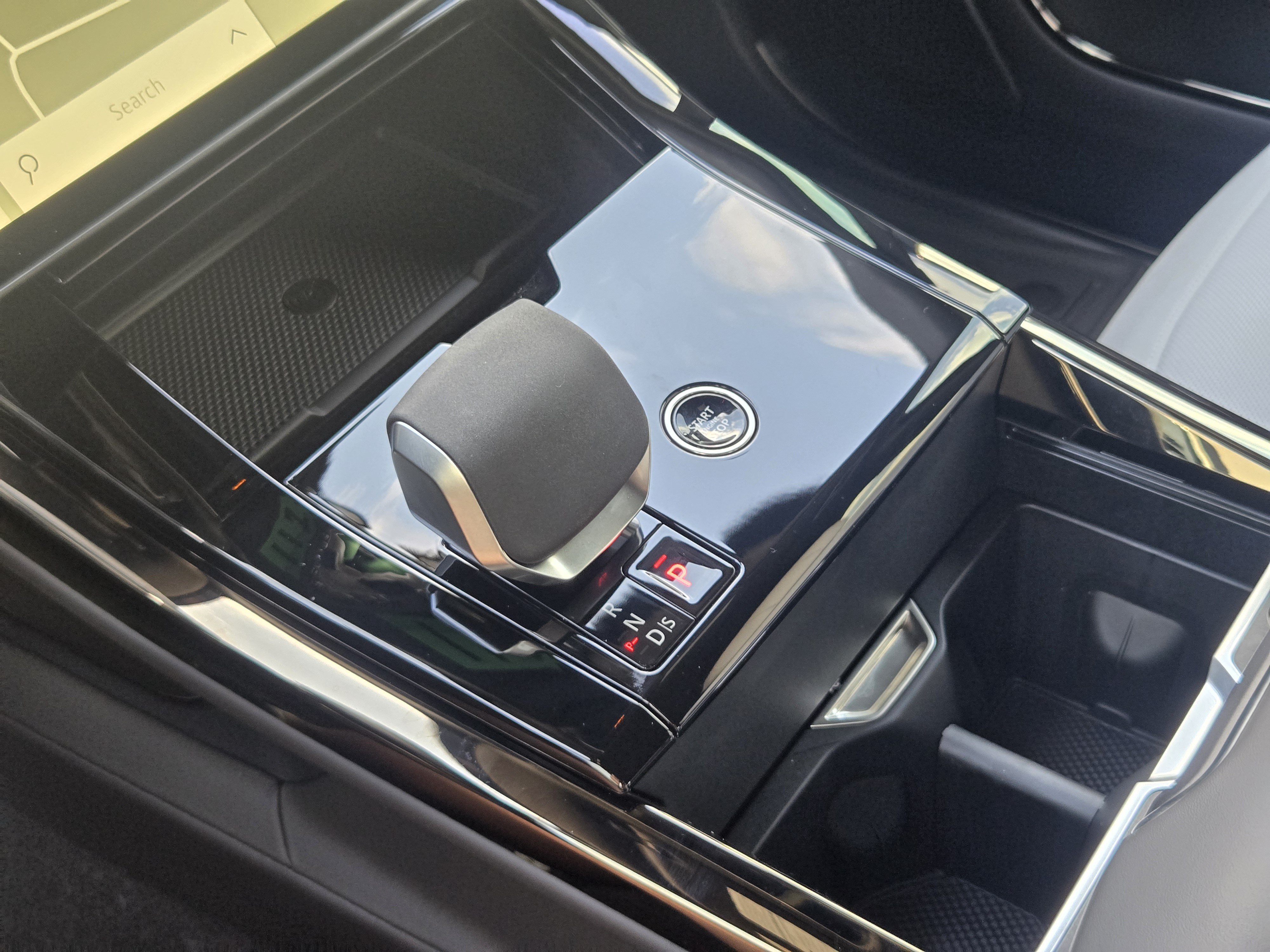 New 2026 Land Rover Range Rover Sport Autobiography AWD/4WD image 18