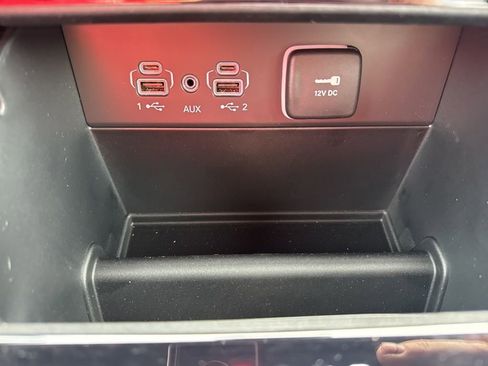 New 2025 Jeep Grand Cherokee Limited image 18