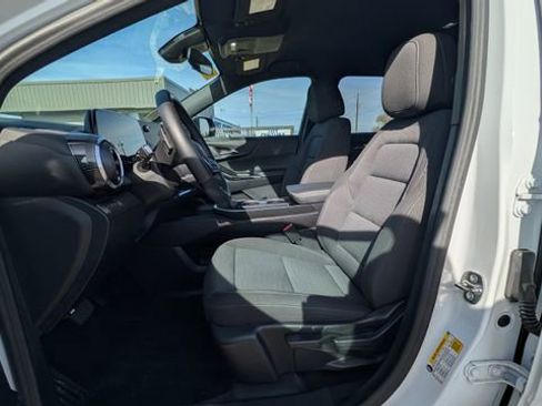 Used 2025 Chevrolet Equinox LT AWD/4WD image 6
