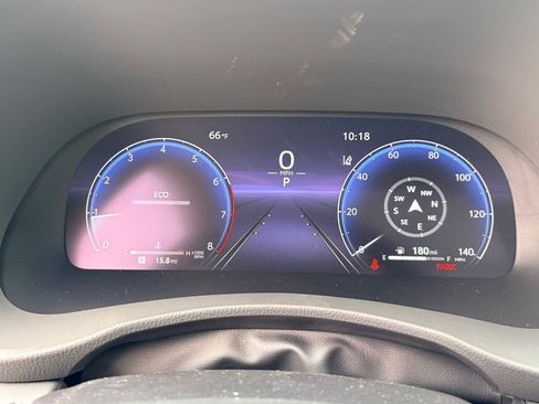 New 2026 Toyota Highlander Platinum image 15