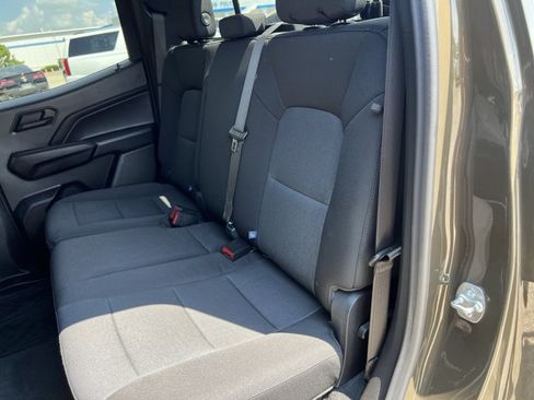 Used 2025 Chevrolet Colorado Trail Boss AWD/4WD image 25