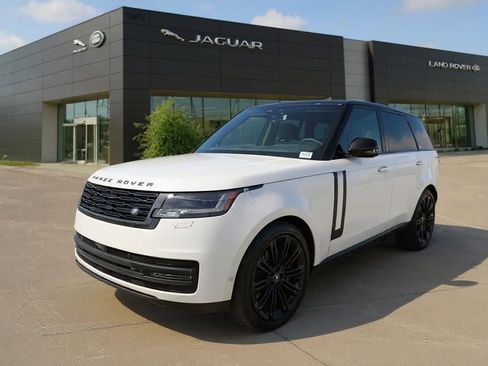 New 2025 Land Rover Range Rover SE image 36