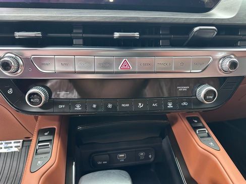 Used 2025 Kia Telluride SX Prestige X-Line AWD/4WD image 18