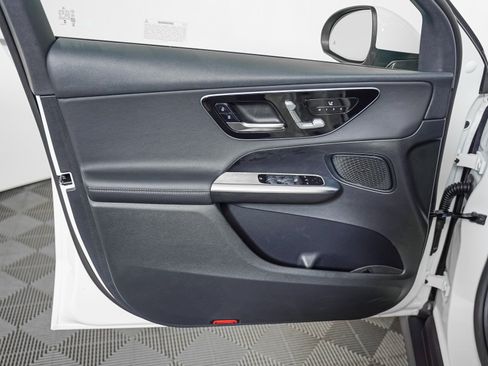 Certified 2026 Mercedes-Benz GLC 300 image 24