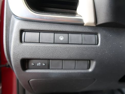 Used 2022 Nissan Rogue SV AWD/4WD image 24