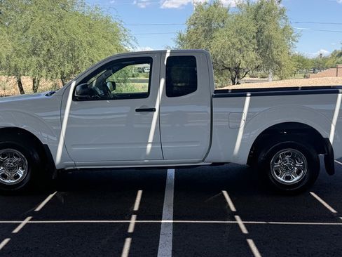 Used 2017 Nissan Frontier S w/ S Work Truck Package RWD image 2