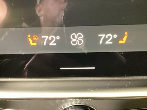 New 2026 Volvo XC90 T8 Plus w/ Protection Package Premier image 27