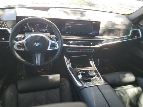 Used 2024 BMW X5 xDrive40i w/ M Sport Package AWD/4WD image 17