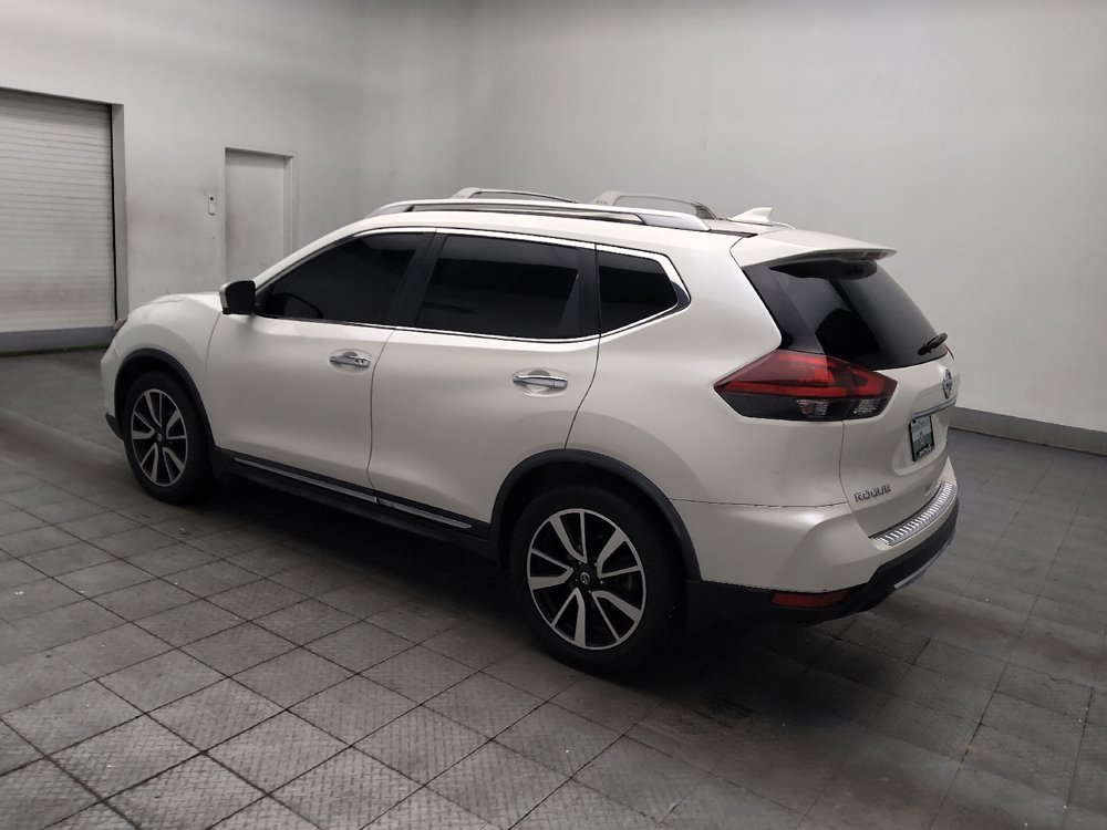 Used 2018 Nissan Rogue SL w/ Premium Package FWD image 3