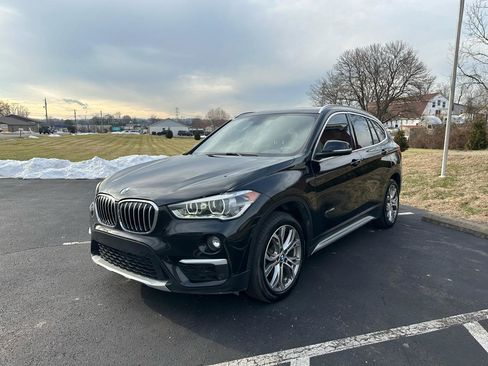 Used 2017 BMW X1 xDrive28i image 2