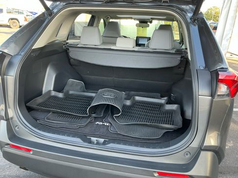 Certified 2019 Toyota RAV4 XLE Premium image 34