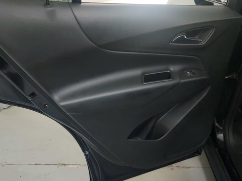Used 2023 Chevrolet Equinox LT FWD image 20