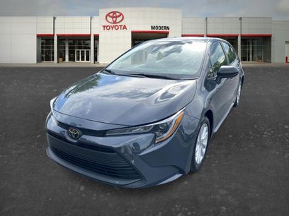 Used 2023 Toyota Corolla LE w/ LE Convenience Package