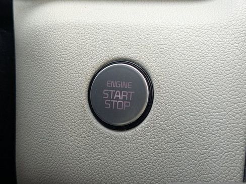 Used 2022 Kia Sorento EX image 24