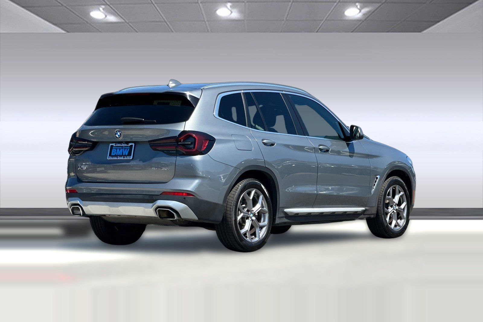 Used 2024 BMW X3 sDrive30i w/ Convenience Package RWD image 8