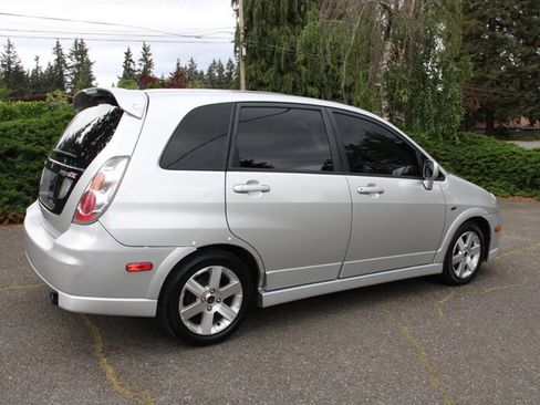 Used 2006 Suzuki Aerio SX FWD image 3