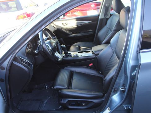 Used 2018 INFINITI Q50 Sport RWD image 19