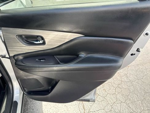 Used 2018 Nissan Murano SV AWD/4WD image 24