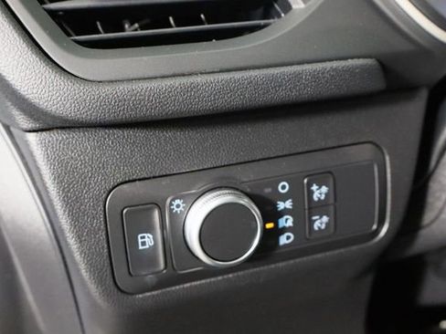 Used 2021 Ford Escape SE image 23