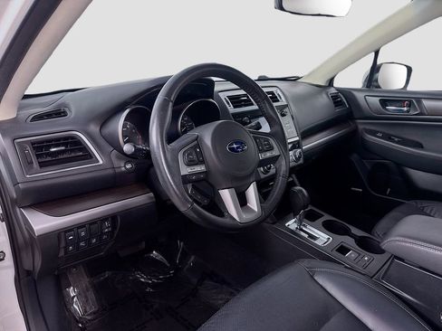 Used 2017 Subaru Legacy 2.5i Limited AWD/4WD image 10