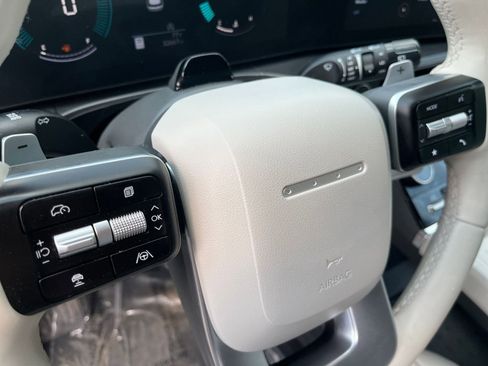 Used 2025 Hyundai Santa Fe SEL image 29