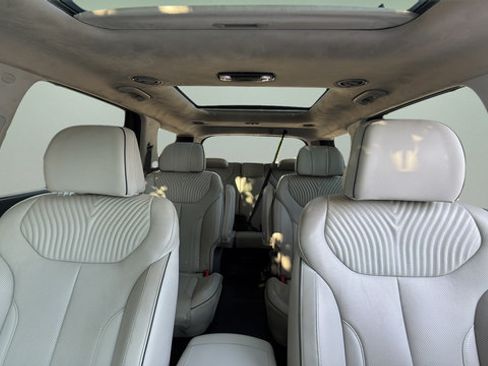 Used 2025 Hyundai Palisade Calligraphy AWD/4WD image 8