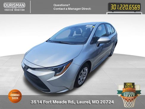 Used 2024 Toyota Corolla LE image 2