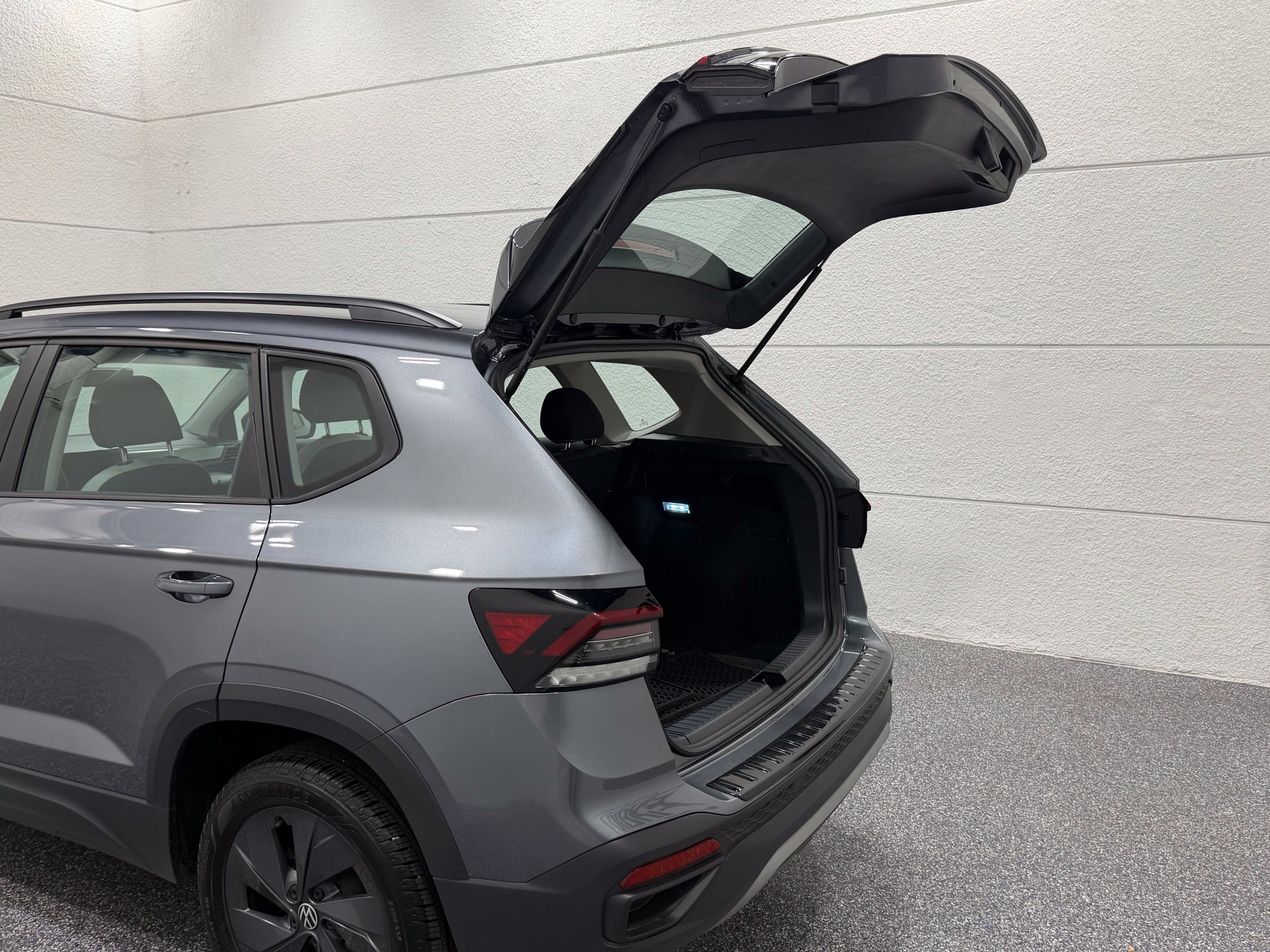 Used 2026 Volkswagen Taos S FWD image 23