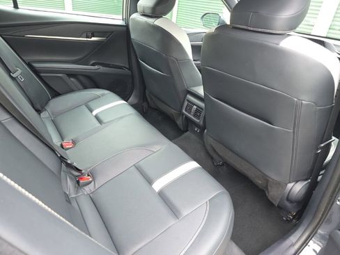 Certified 2025 Toyota Camry SE image 17